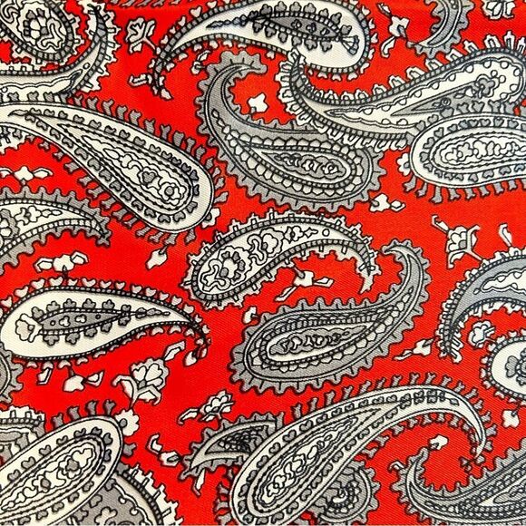 VINTAGE RED GREY PAISLEY SCARF - Picture 5 of 5